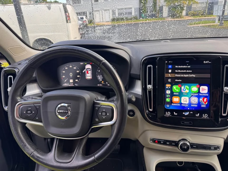 2019 Volvo XC40 - Image 10 of 14