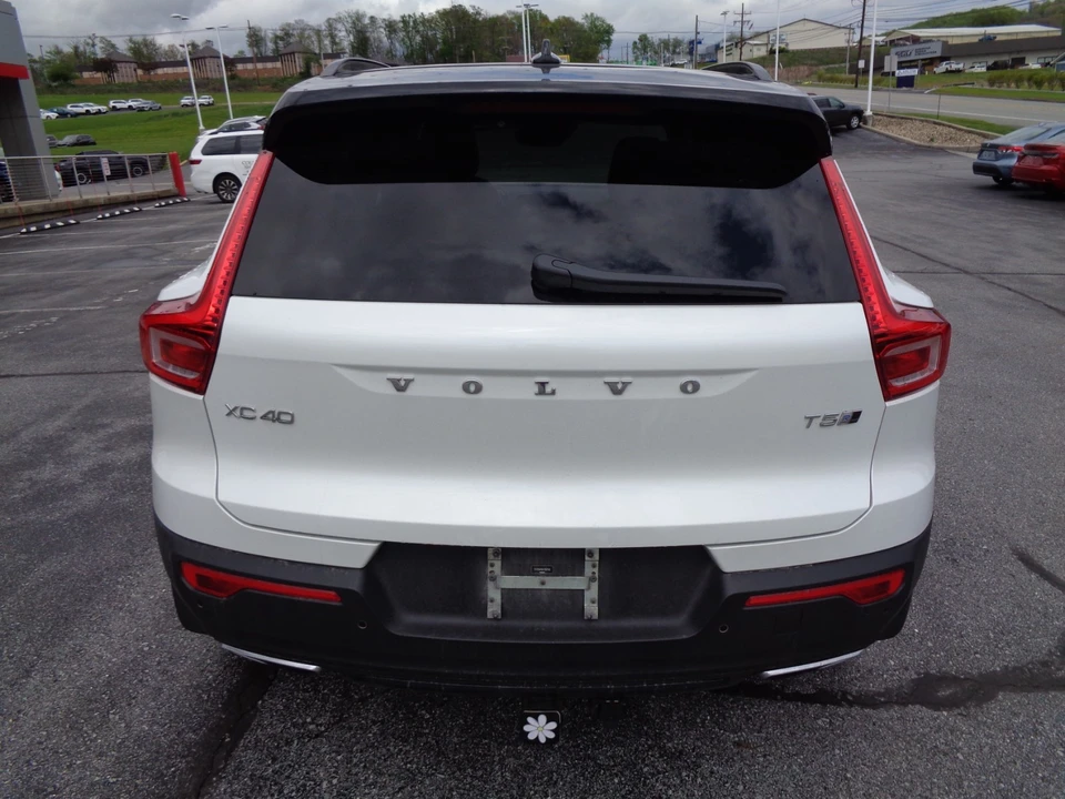 2019 Volvo XC40 - Image 5 of 31