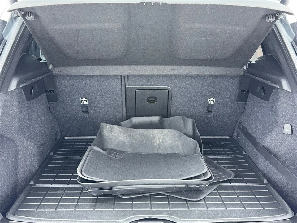 2019 Volvo XC40 - Image 12 of 12