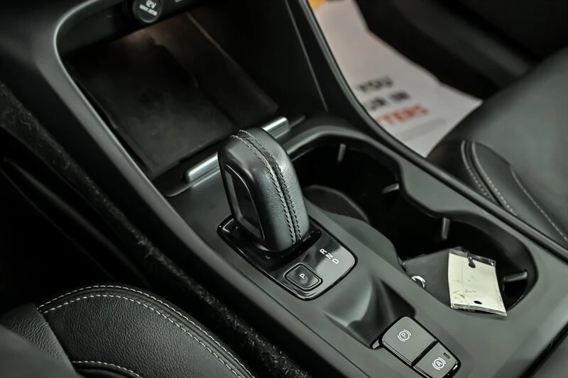 2019 Volvo XC40 - Image 28 of 29