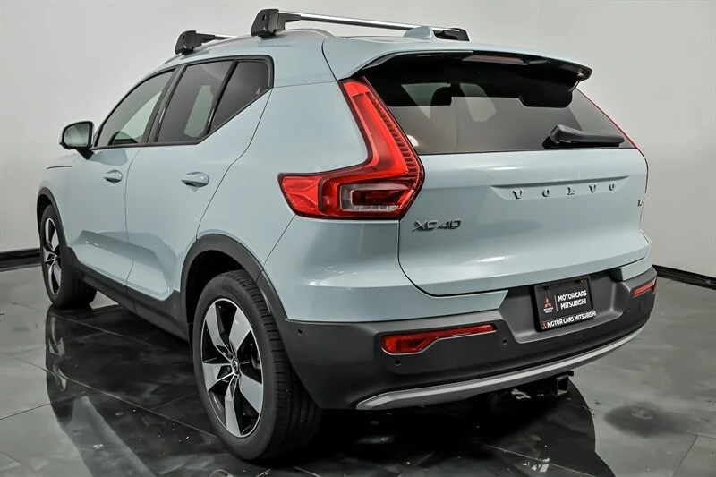 2019 Volvo XC40 - Image 7 of 29