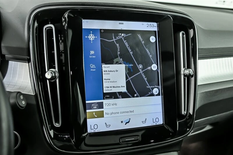 2019 Volvo XC40 - Image 25 of 29
