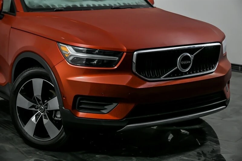 2019 Volvo XC40 - Image 2 of 21