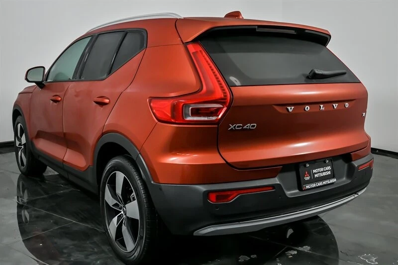 2019 Volvo XC40 - Image 9 of 21