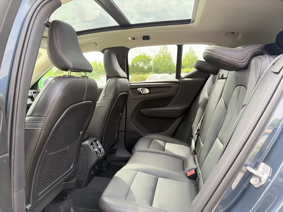 2019 Volvo XC40 - Image 9 of 13