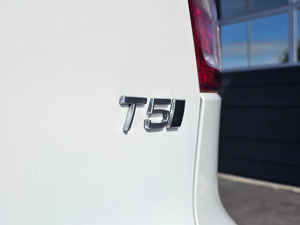 2019 Volvo XC40 - Image 15 of 20