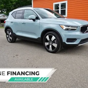 2019 Volvo XC40 T5 Momentum AWD