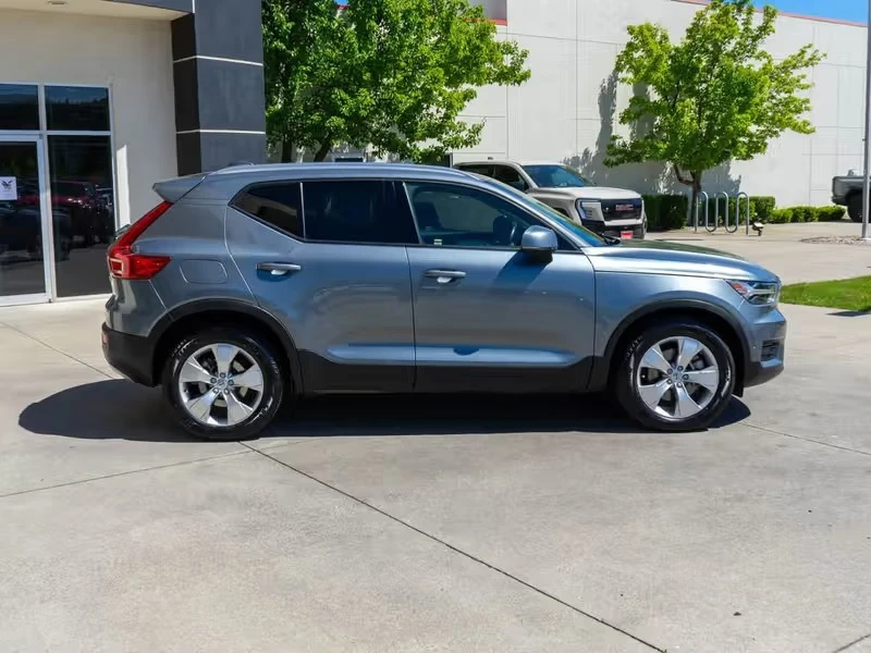 2019 Volvo XC40 - Image 7 of 19
