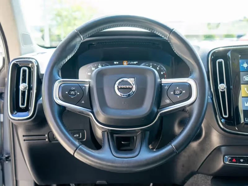 2019 Volvo XC40 - Image 13 of 19