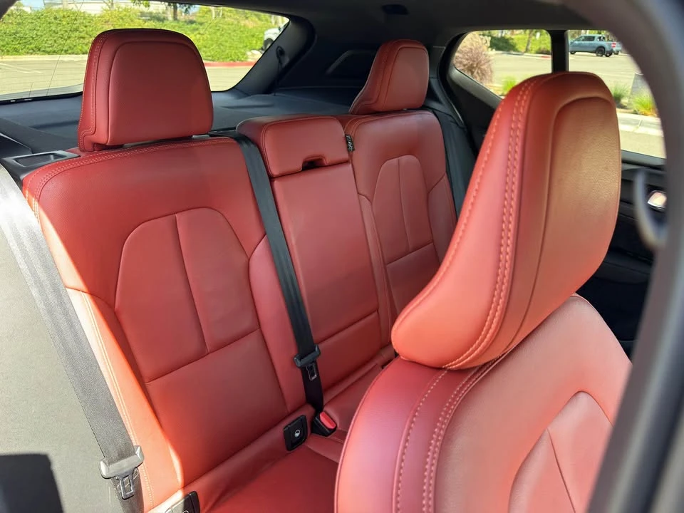 2019 Volvo XC40 - Image 16 of 18