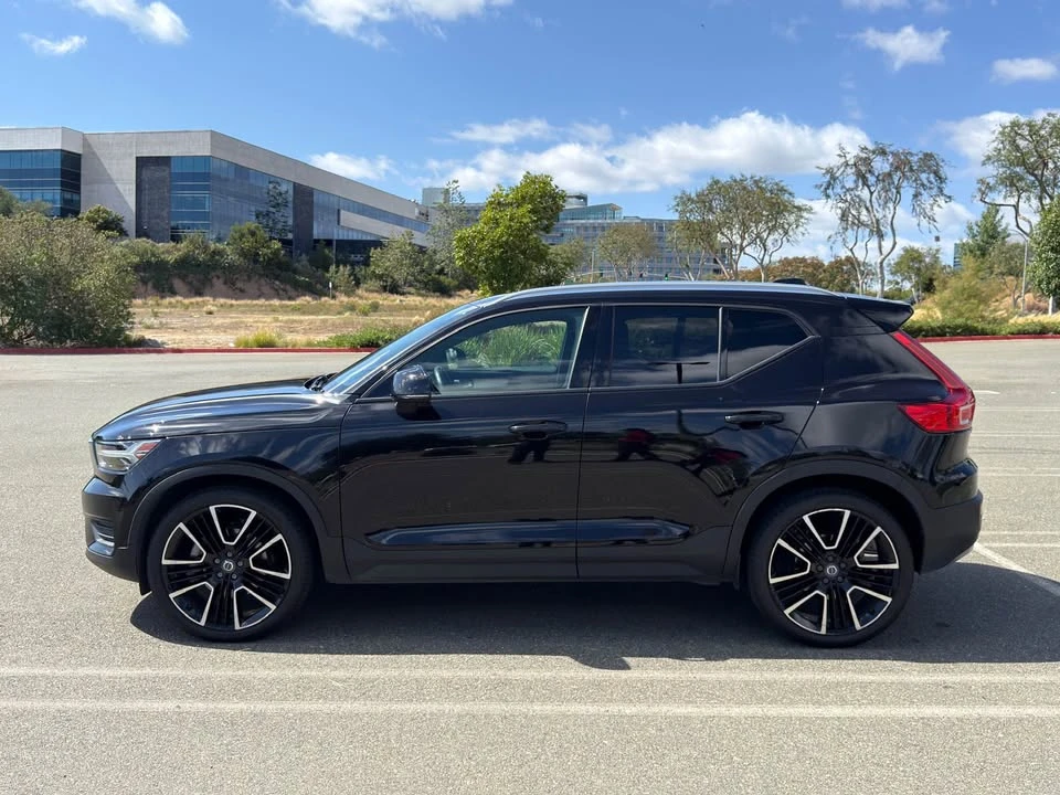 2019 Volvo XC40 - Image 8 of 18