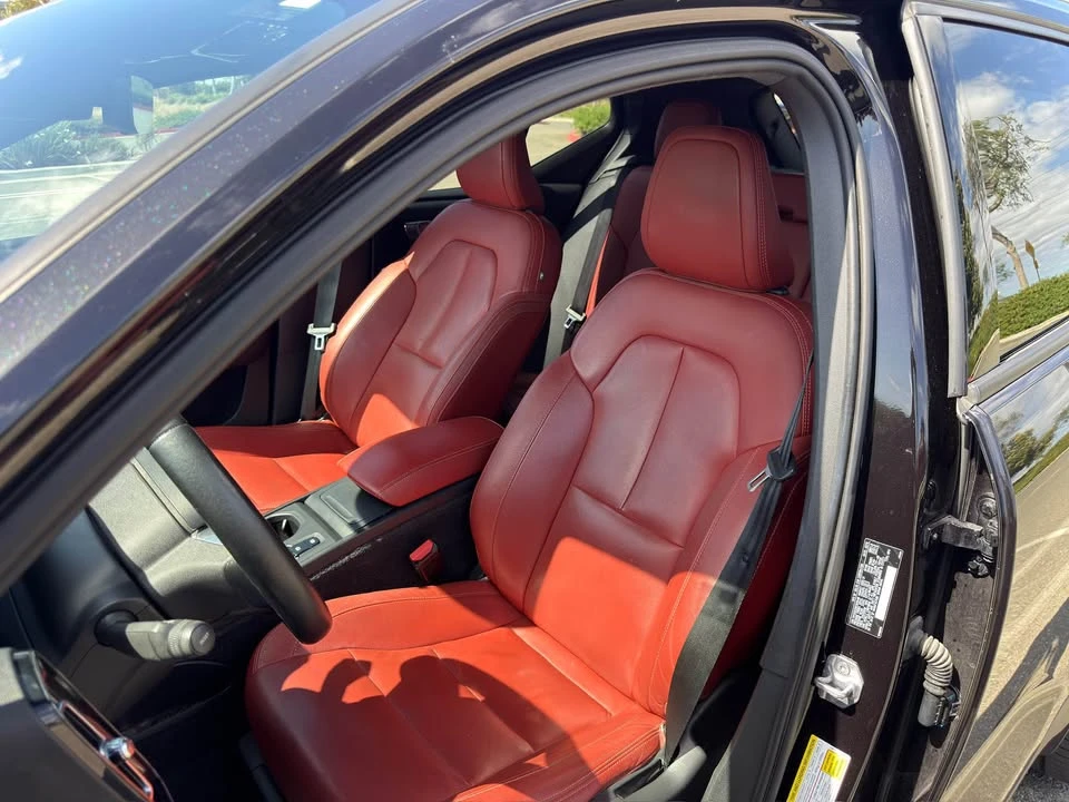 2019 Volvo XC40 - Image 10 of 18
