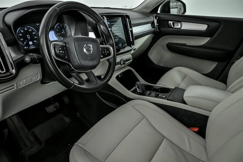 2019 Volvo XC40 - Image 19 of 21