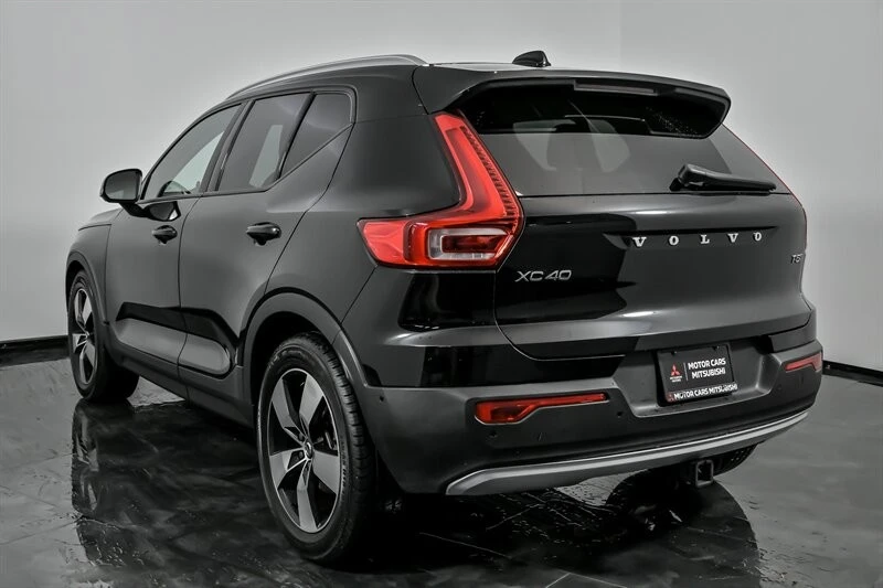 2019 Volvo XC40 - Image 9 of 21