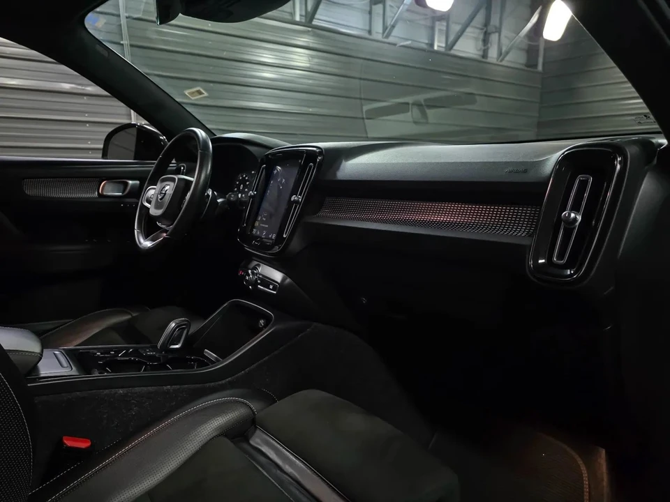 2019 Volvo XC40 - Image 12 of 12