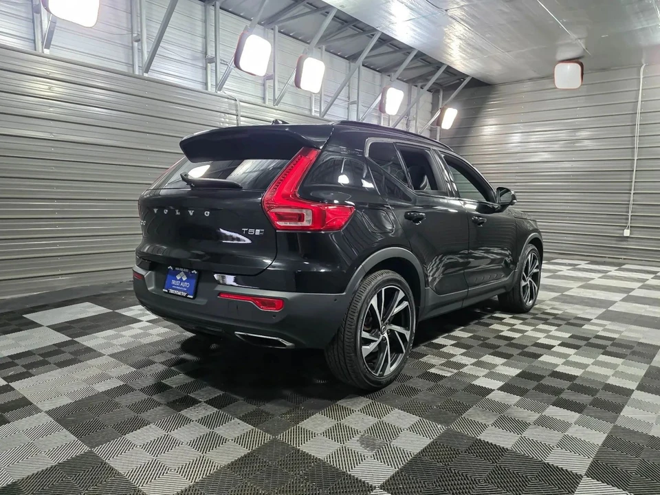 2019 Volvo XC40 - Image 5 of 12