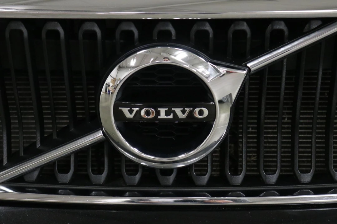 2019 Volvo XC40 - Image 5 of 12