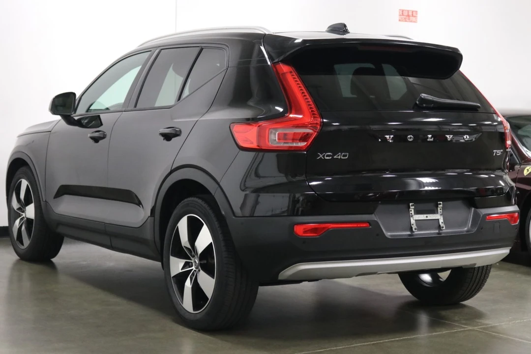 2019 Volvo XC40 - Image 8 of 12