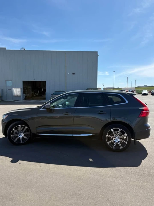 2019 Volvo XC60 2nd Gen - Image 4 of 18