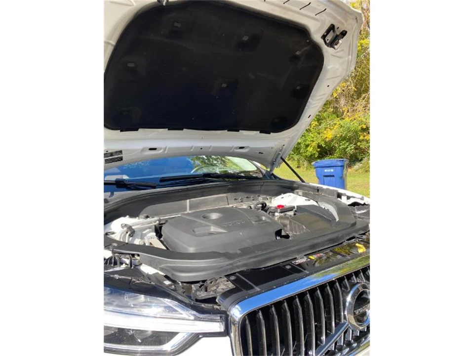 2019 Volvo XC60 2nd Gen - Image 3 of 30
