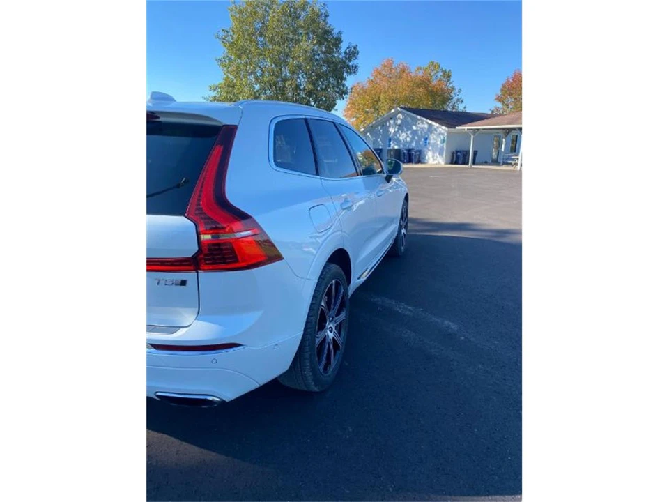 2019 Volvo XC60 2nd Gen - Image 10 of 30
