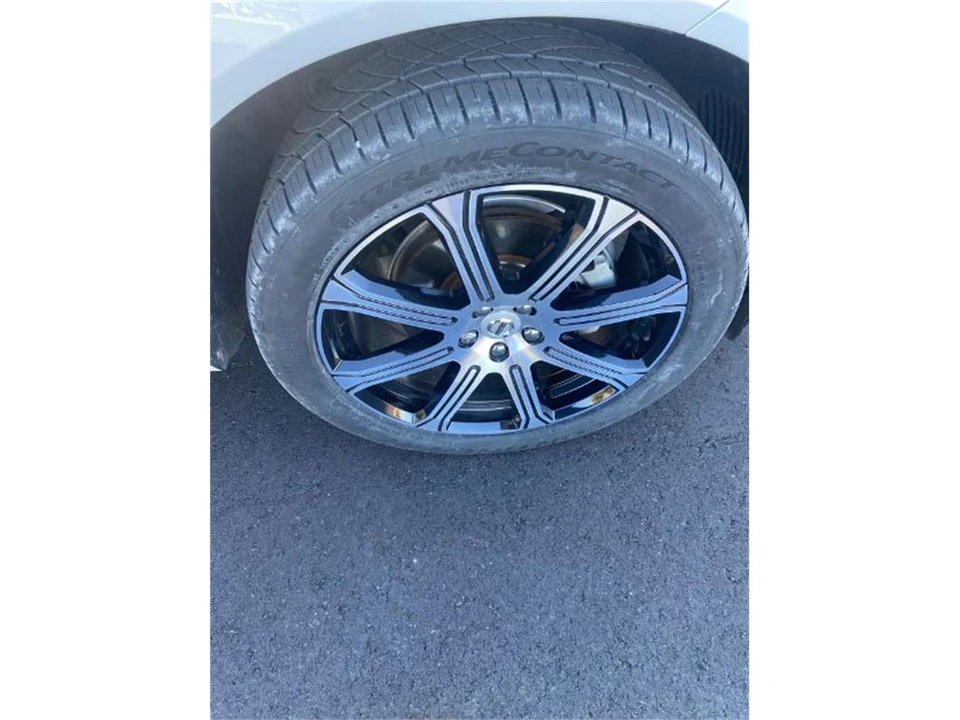 2019 Volvo XC60 2nd Gen - Image 5 of 30