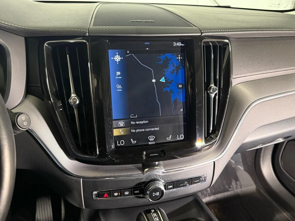 2019 Volvo XC60 2nd Gen - Image 16 of 21