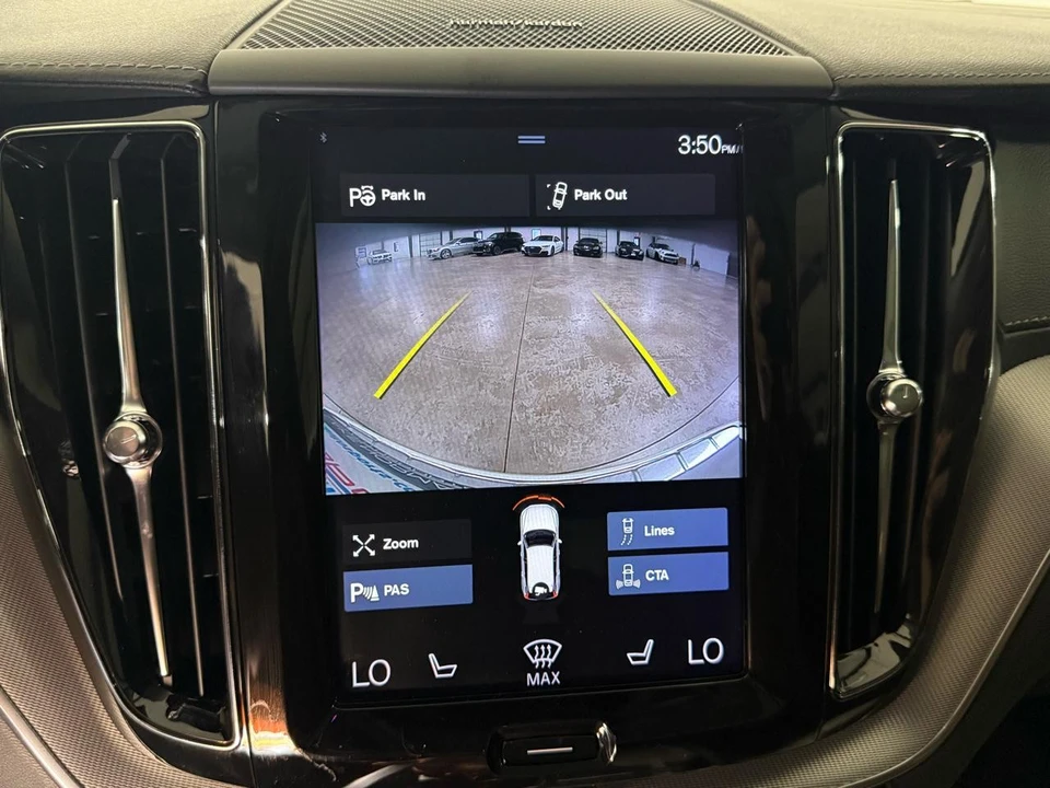 2019 Volvo XC60 2nd Gen - Image 18 of 21