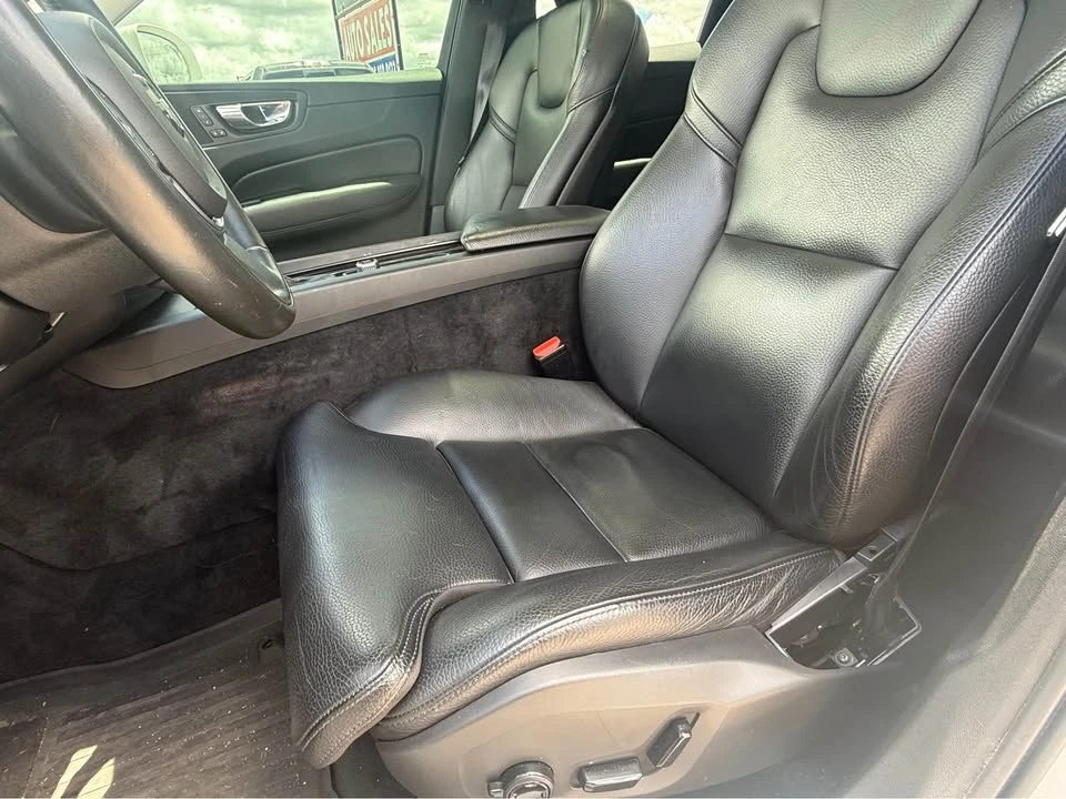 2019 Volvo XC60 2nd Gen - Image 8 of 17