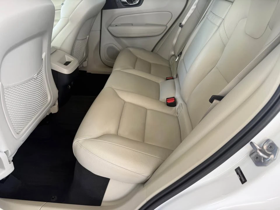 2019 Volvo XC60 2nd Gen - Image 14 of 17
