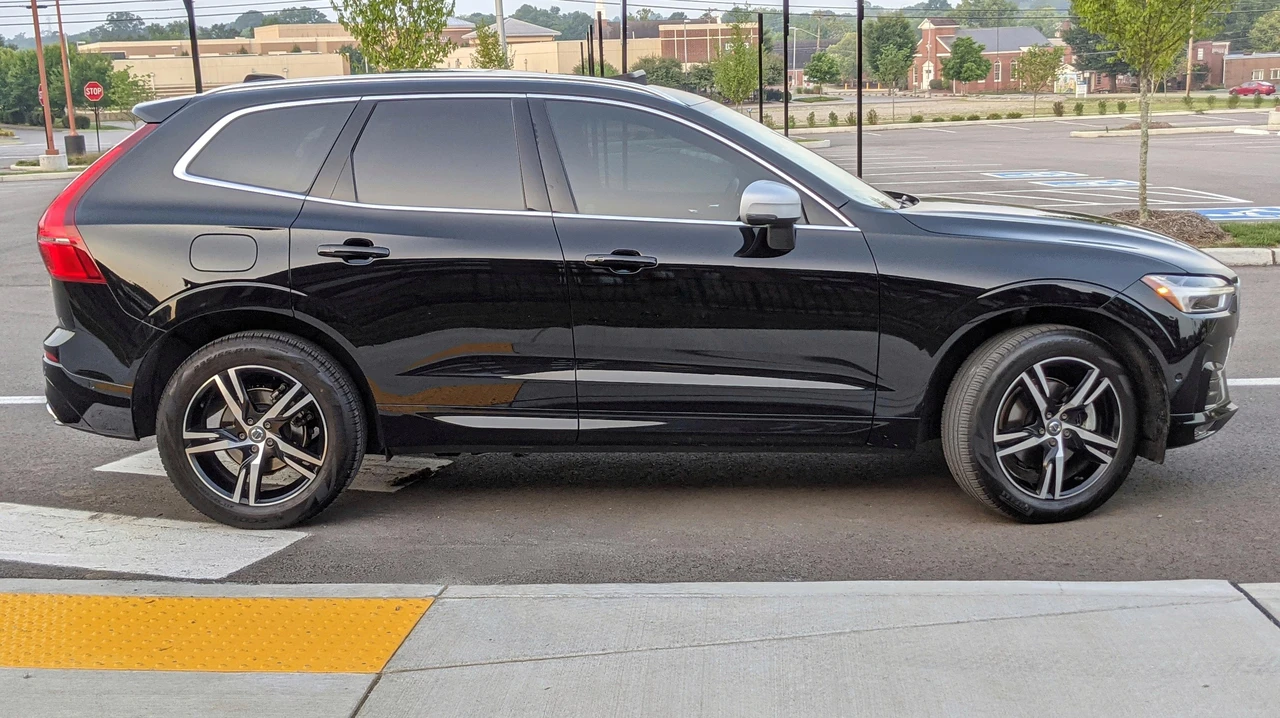 2019 Volvo XC60 2nd Gen - Image 27 of 31