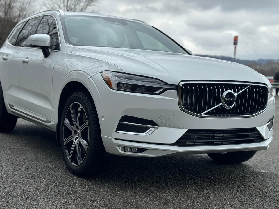 2019 Volvo XC60 2nd Gen - Image 16 of 31