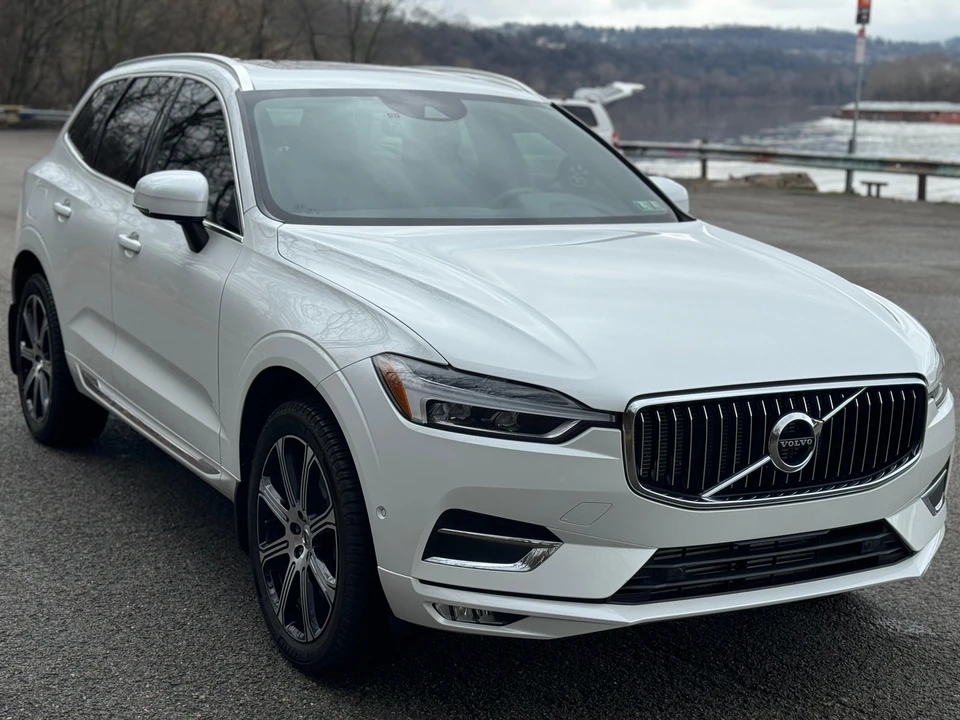 2019 Volvo XC60 2nd Gen - Image 17 of 31
