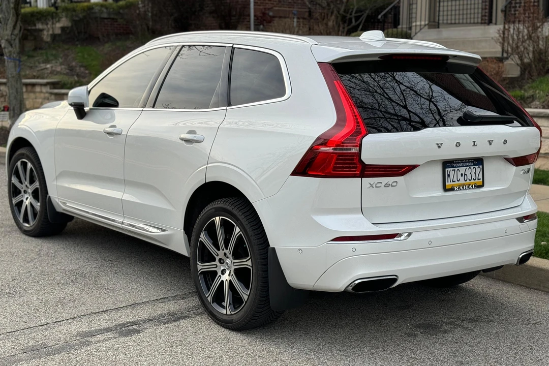 2019 Volvo XC60 2nd Gen - Image 4 of 31
