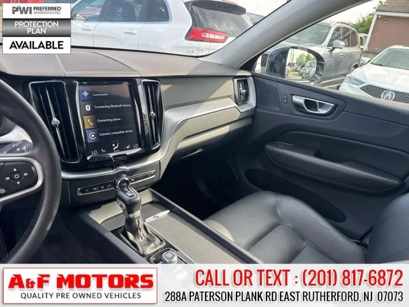 2019 Volvo XC60 2nd Gen - Image 11 of 12