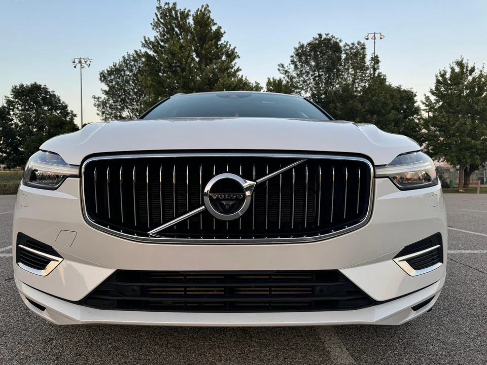 2019 Volvo XC60 2nd Gen - Image 8 of 31