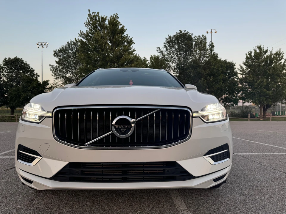 2019 Volvo XC60 2nd Gen - Image 9 of 31