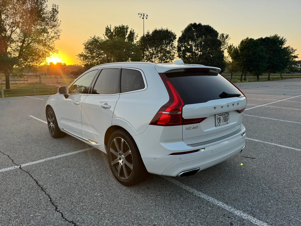 2019 Volvo XC60 2nd Gen - Image 20 of 31