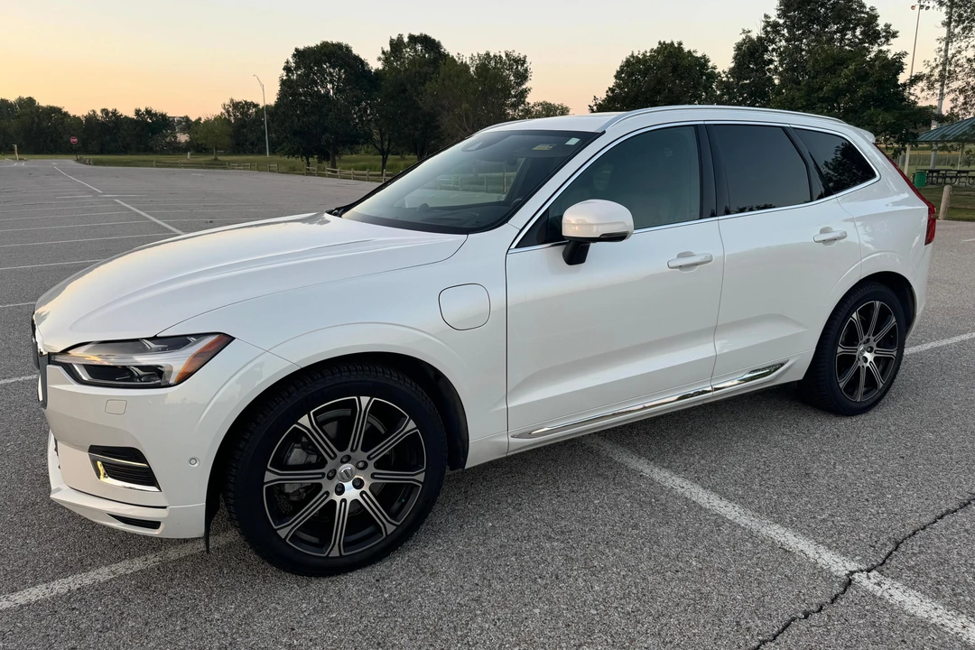 2019 Volvo XC60 2nd Gen - Image 13 of 31