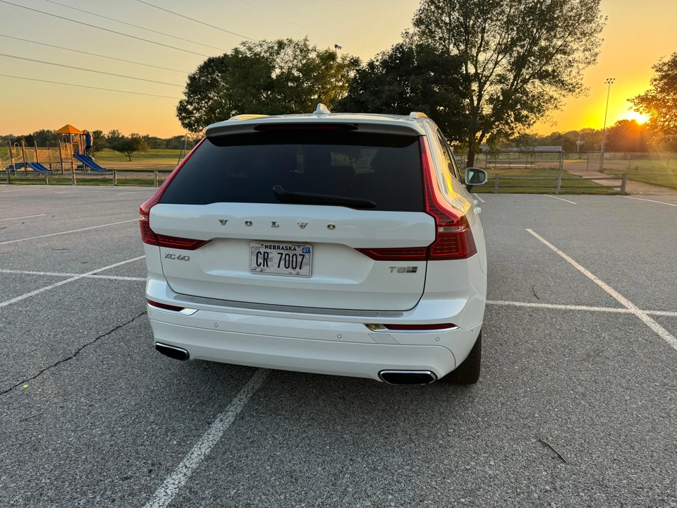 2019 Volvo XC60 2nd Gen - Image 28 of 31