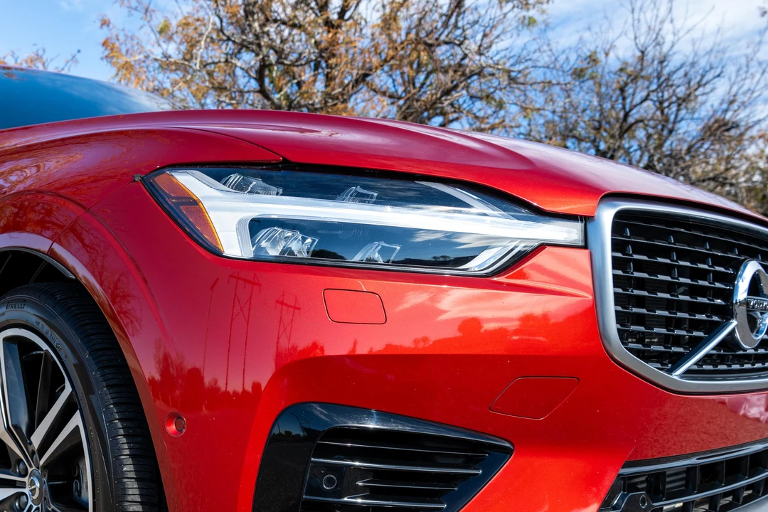 2019 Volvo XC60 2nd Gen - Image 9 of 31