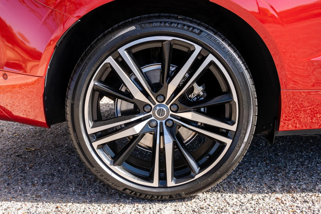 2019 Volvo XC60 2nd Gen - Image 29 of 31