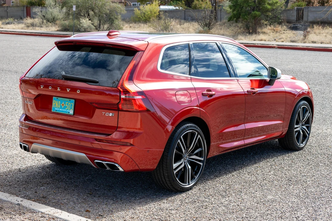 2019 Volvo XC60 2nd Gen - Image 4 of 31