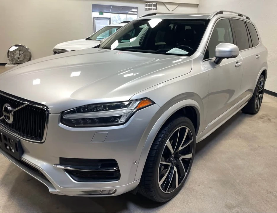 2019 Volvo XC90 2nd Gen - Image 2 of 10