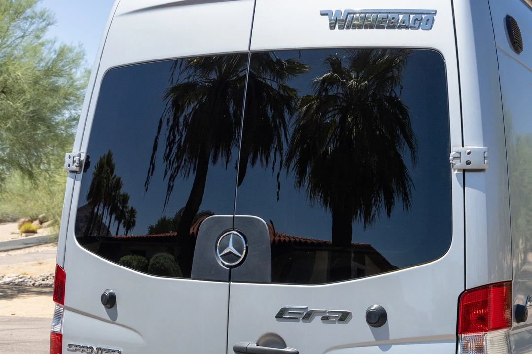 2019 Winnebago - Image 25 of 31