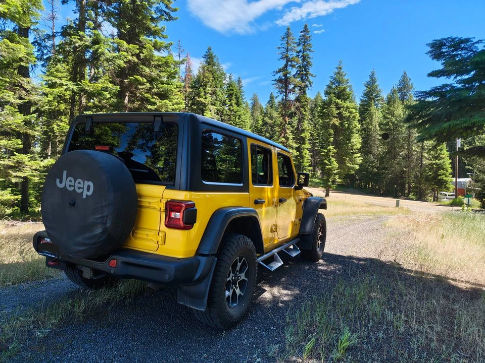 2019 Jeep JL Wrangler - Image 3 of 15