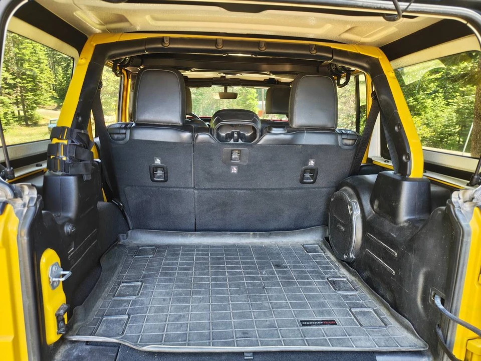 2019 Jeep JL Wrangler - Image 10 of 13