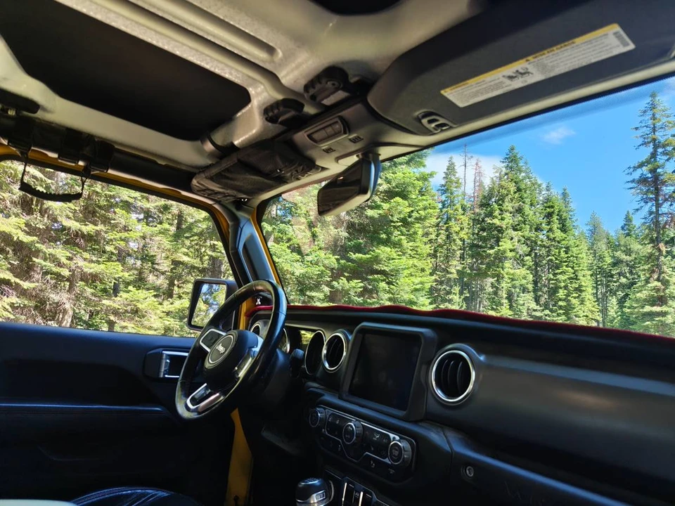 2019 Jeep JL Wrangler - Image 14 of 15