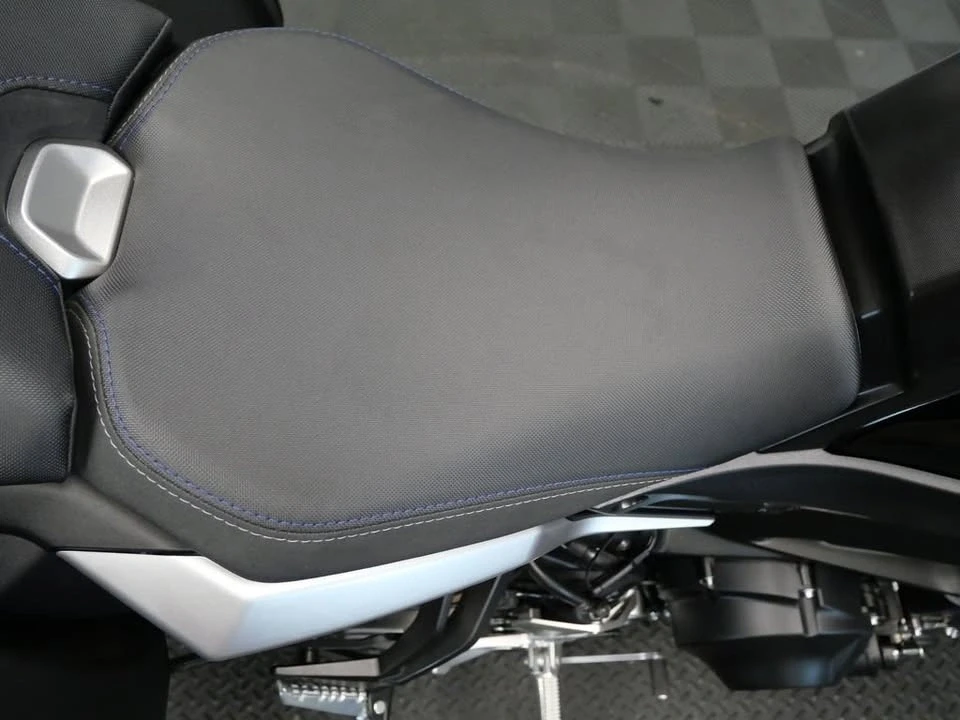 2019 Yamaha - Image 13 of 17