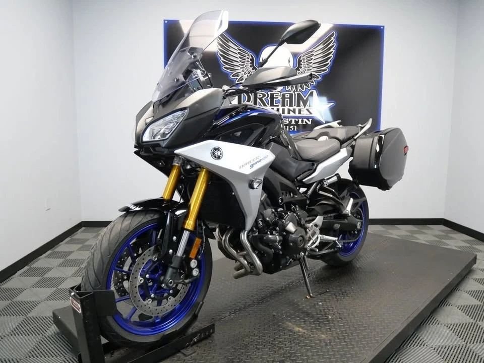 2019 Yamaha - Image 3 of 17